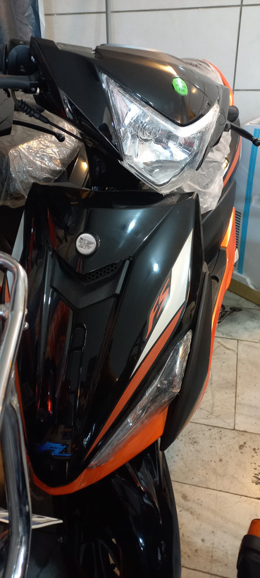 موتور سیکلت اسکوتری پیشرو 110 1405